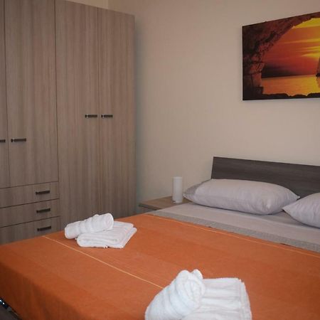 Appartement Affitto Breve Casa Taormina à Palerme Extérieur photo